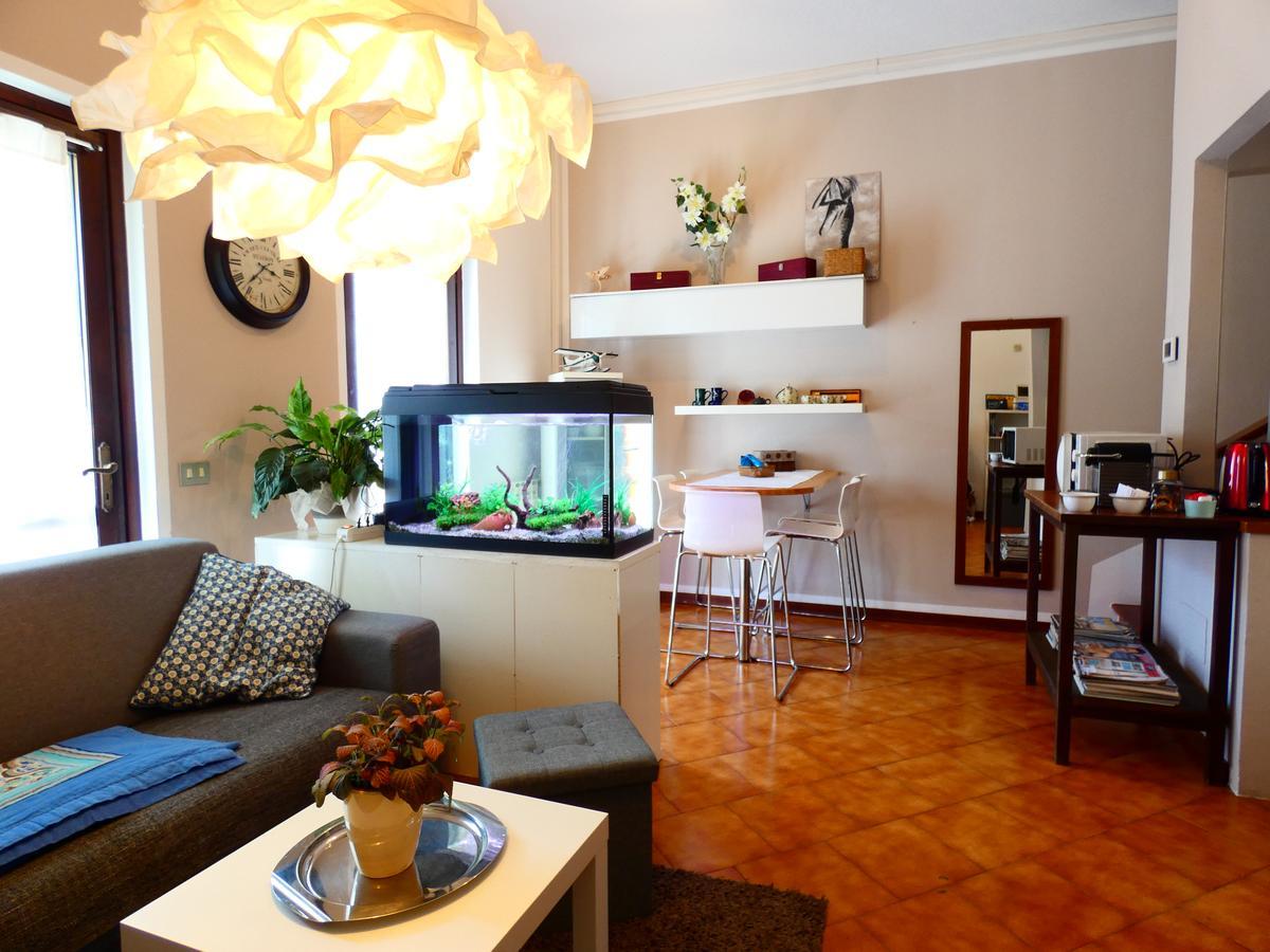 Apartament Garden Sweet House Desenzano Desenzano del Garda Zewnętrze zdjęcie