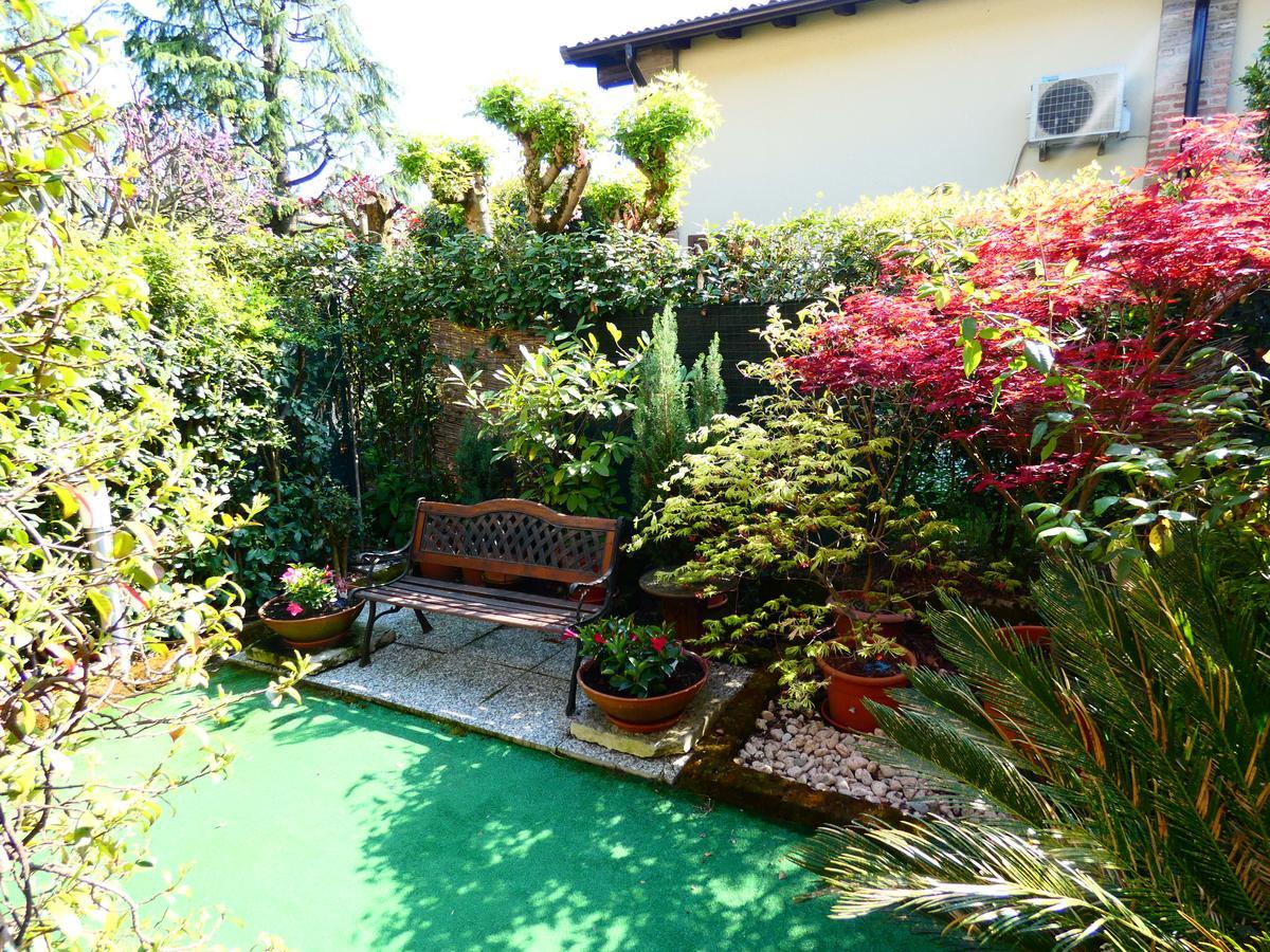 Apartament Garden Sweet House Desenzano Desenzano del Garda Zewnętrze zdjęcie