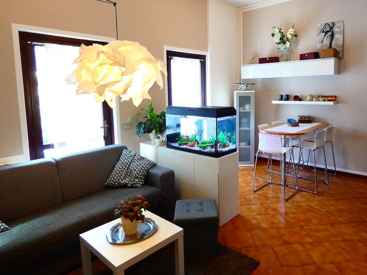 Apartament Garden Sweet House Desenzano Desenzano del Garda Zewnętrze zdjęcie